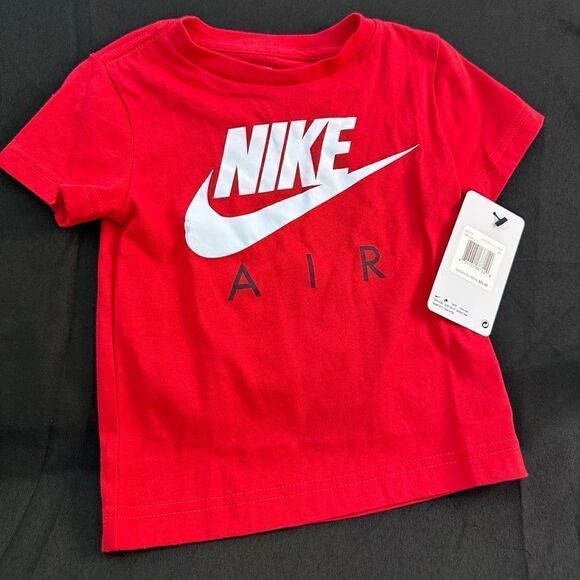 NWT Nike Boys T-Shirt (2T) - Picture 1 of 4